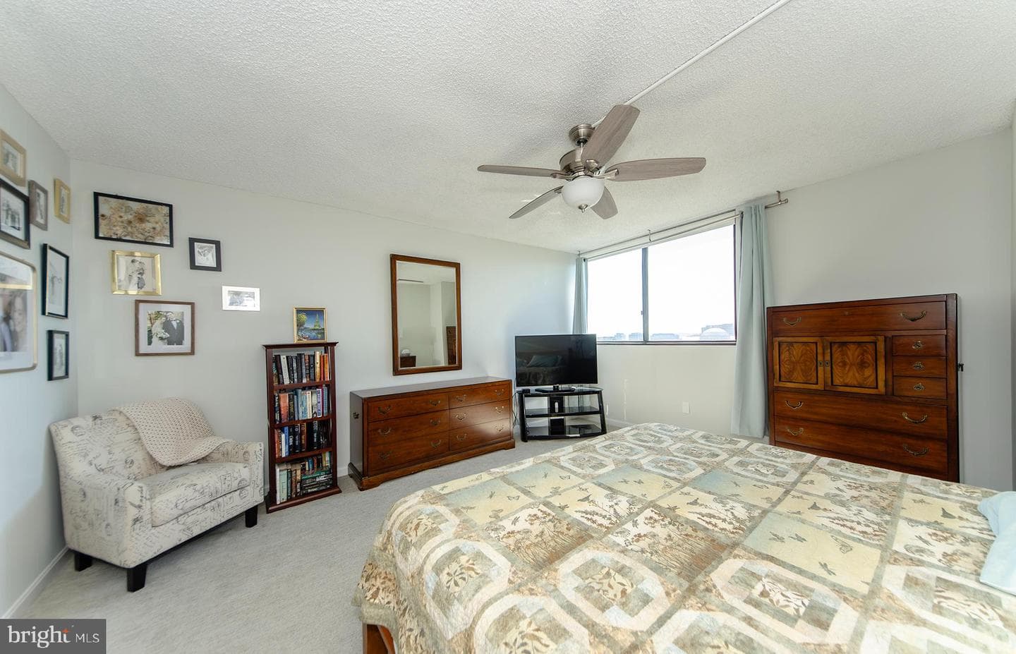 1101 S Arlington Ridge Road #1109 photo 26
