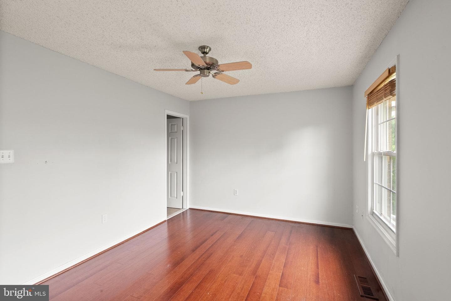 905 S Rolfe Street #2 photo 24