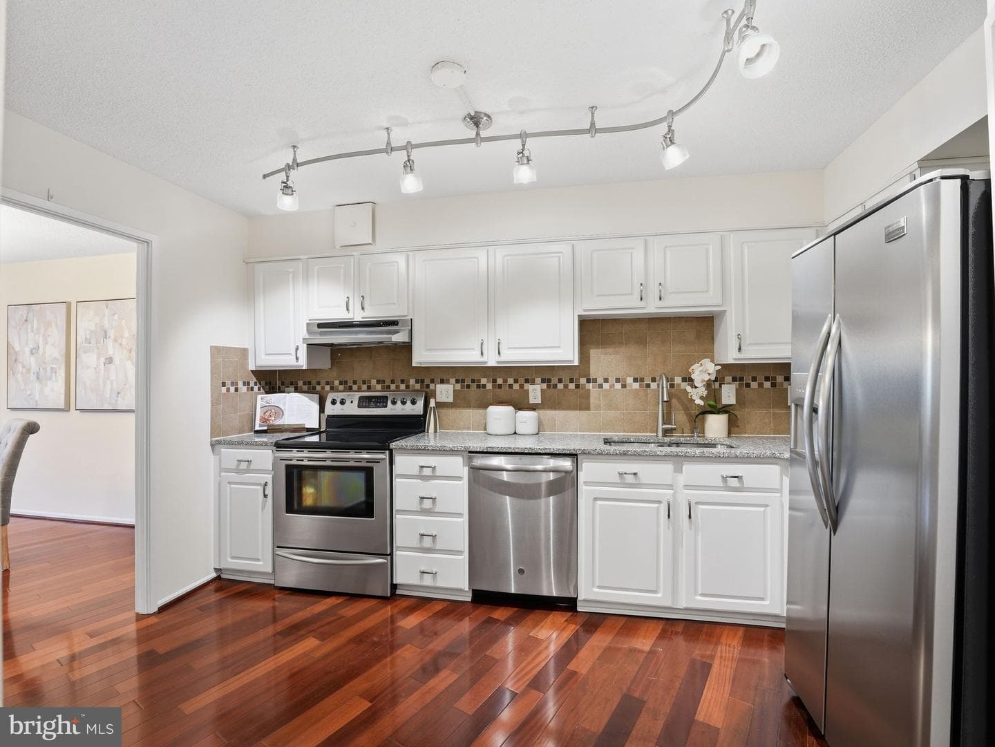 1600 N Oak Street #732 photo 9
