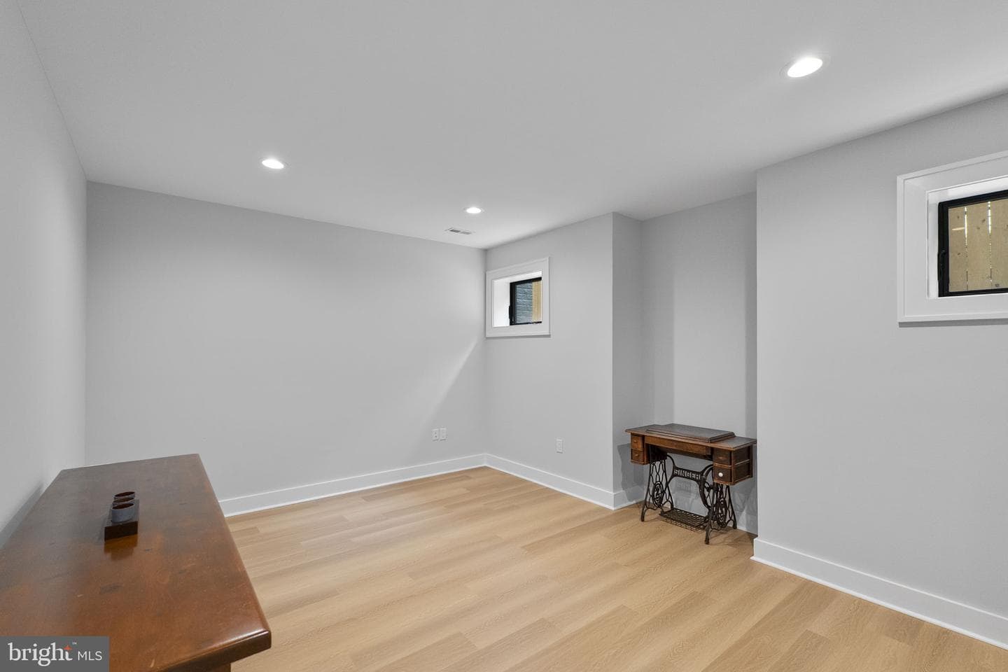 414 N Monroe Street photo 68