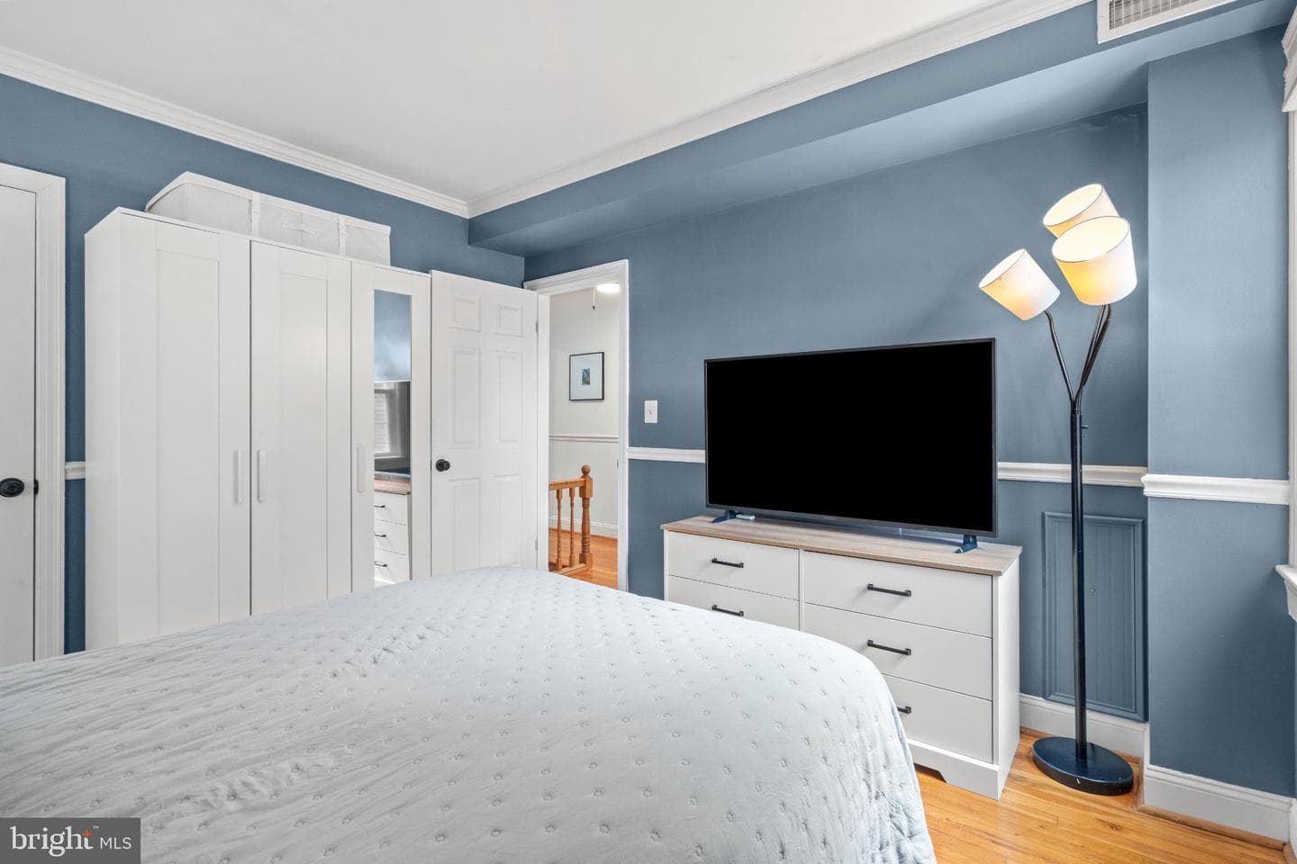 1021 S Barton Street #124 photo 18