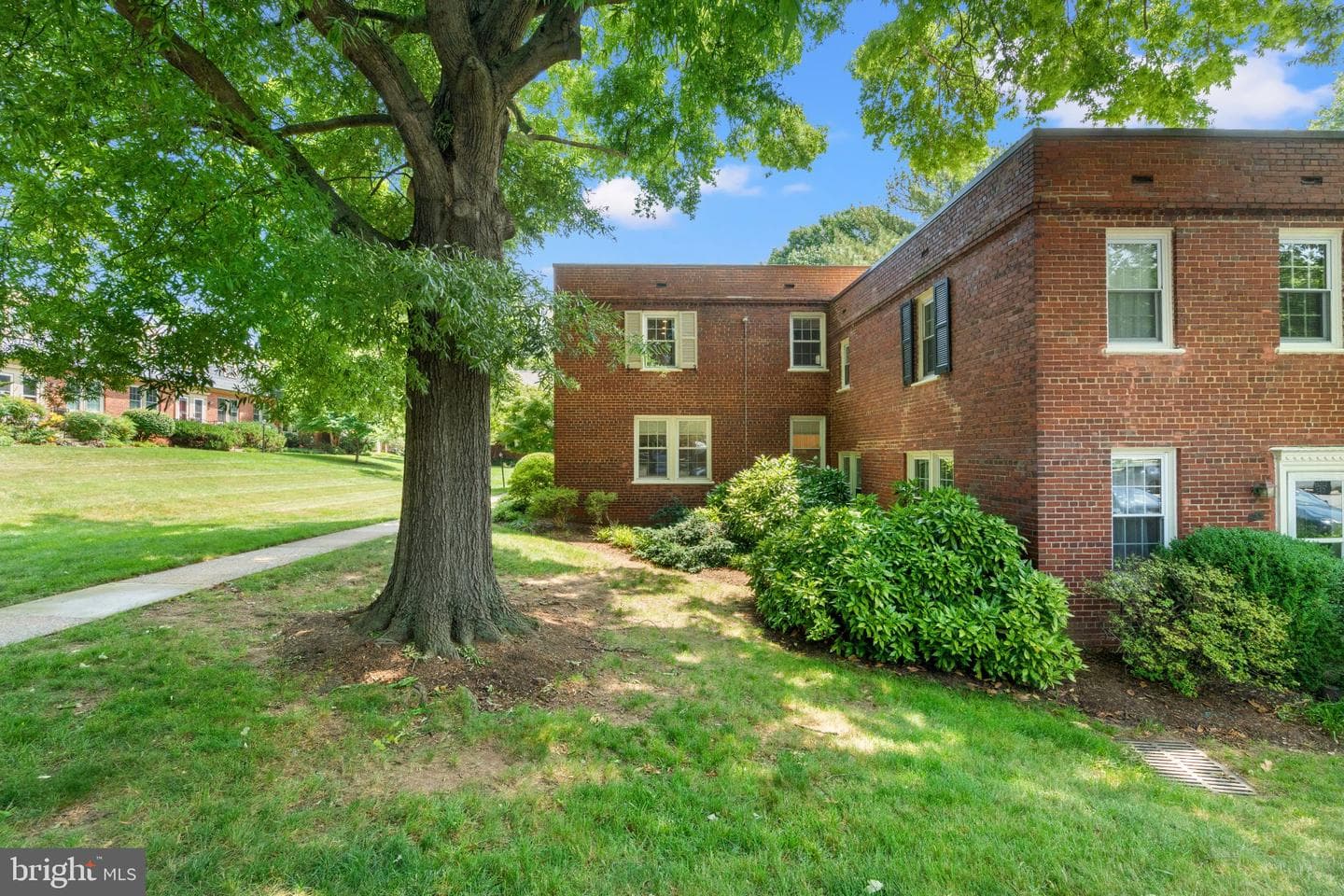 1021 S Barton Street #124, Arlington
