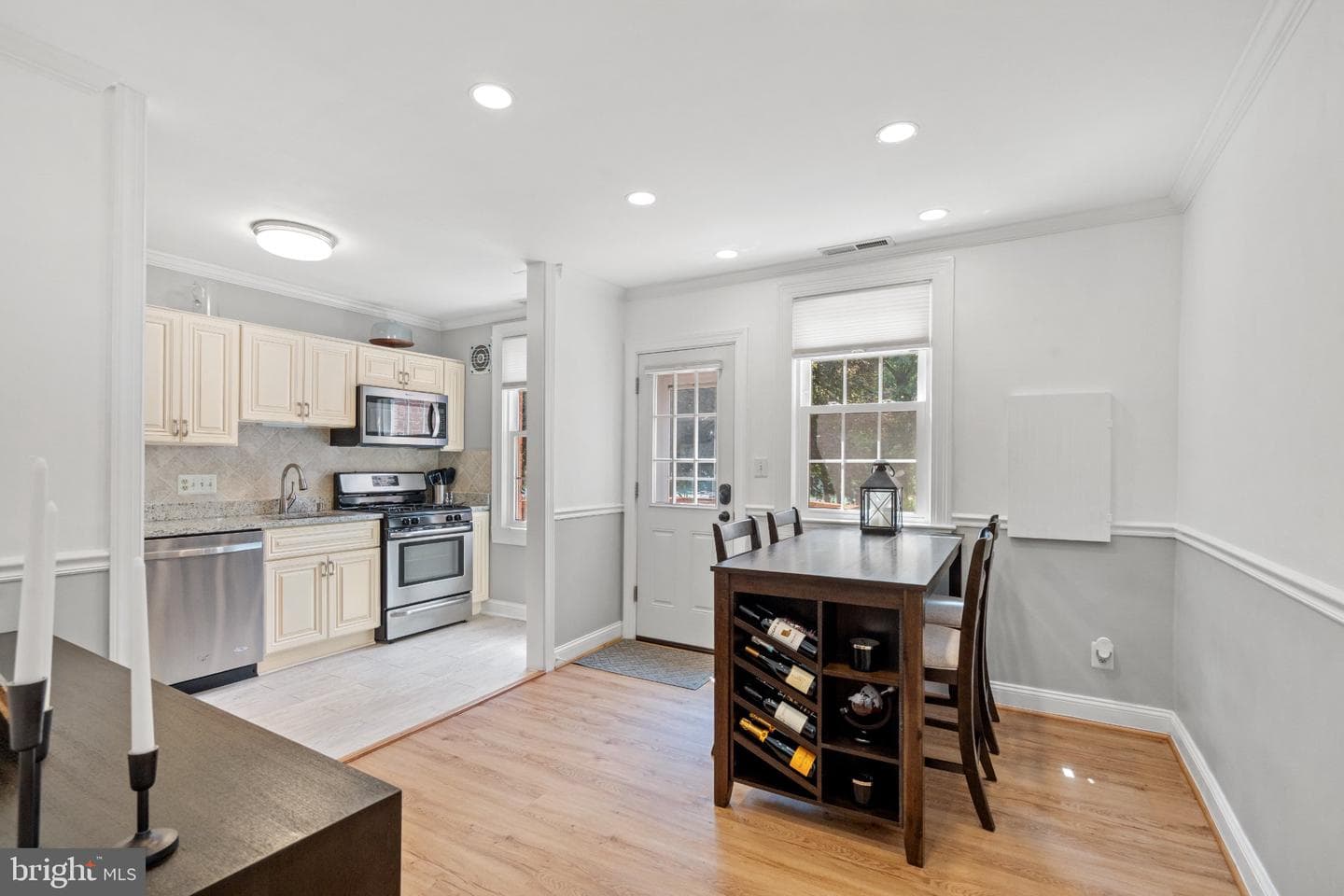 1021 S Barton Street #124 photo 7