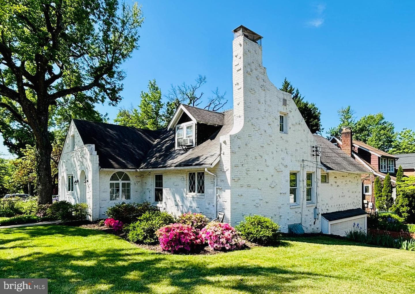 2800 S Arlington Ridge Road, Arlington