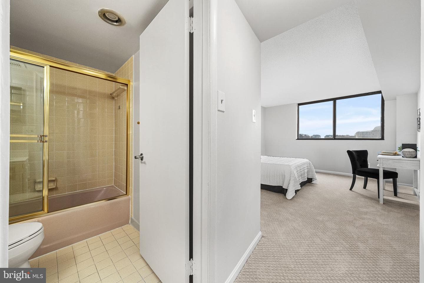 1101 S Arlington Ridge Road #212 photo 49