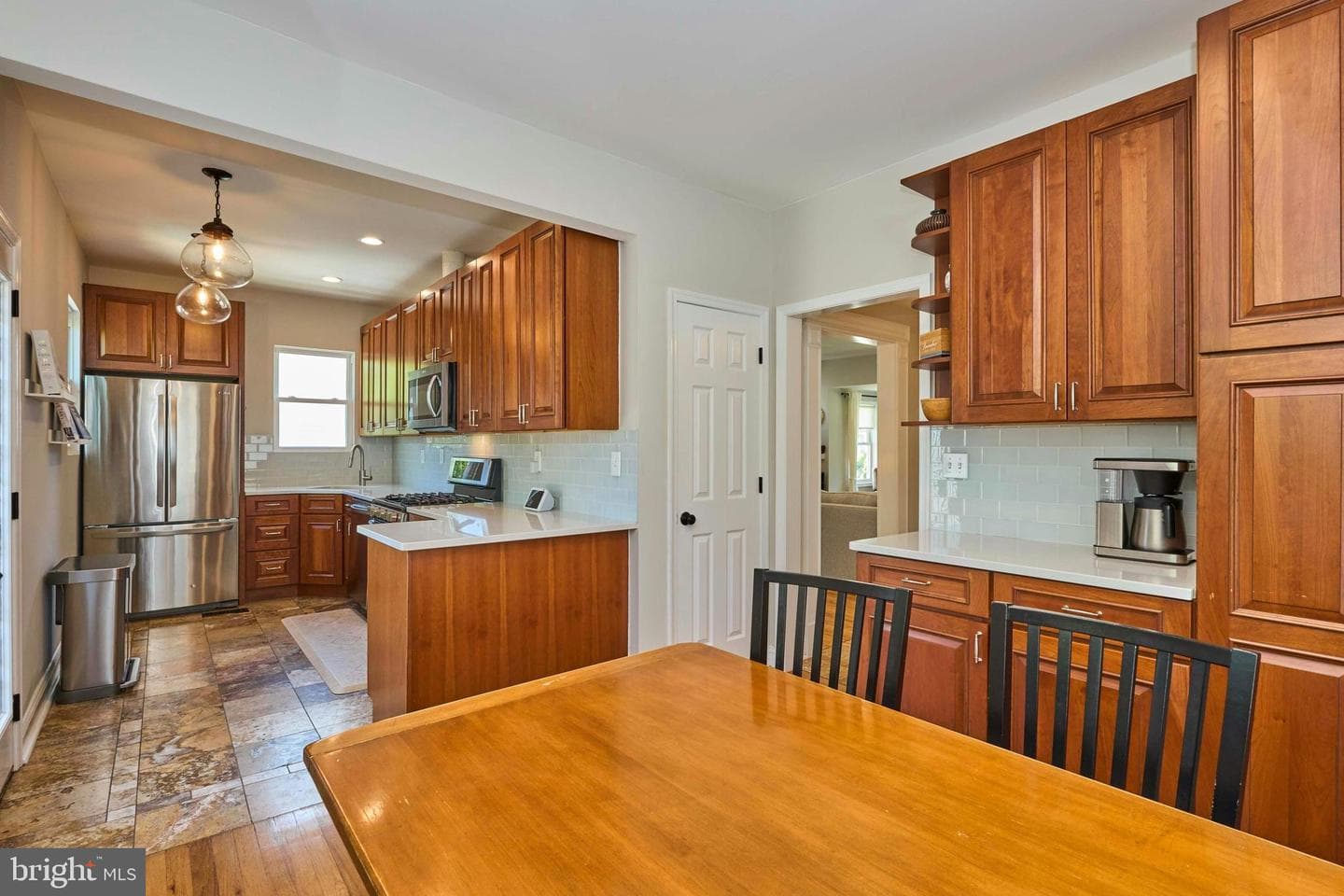 255 N Bryan Street photo 17