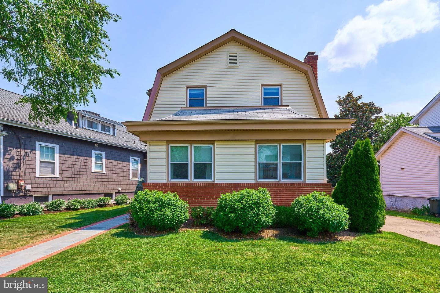 255 N Bryan St, Arlington