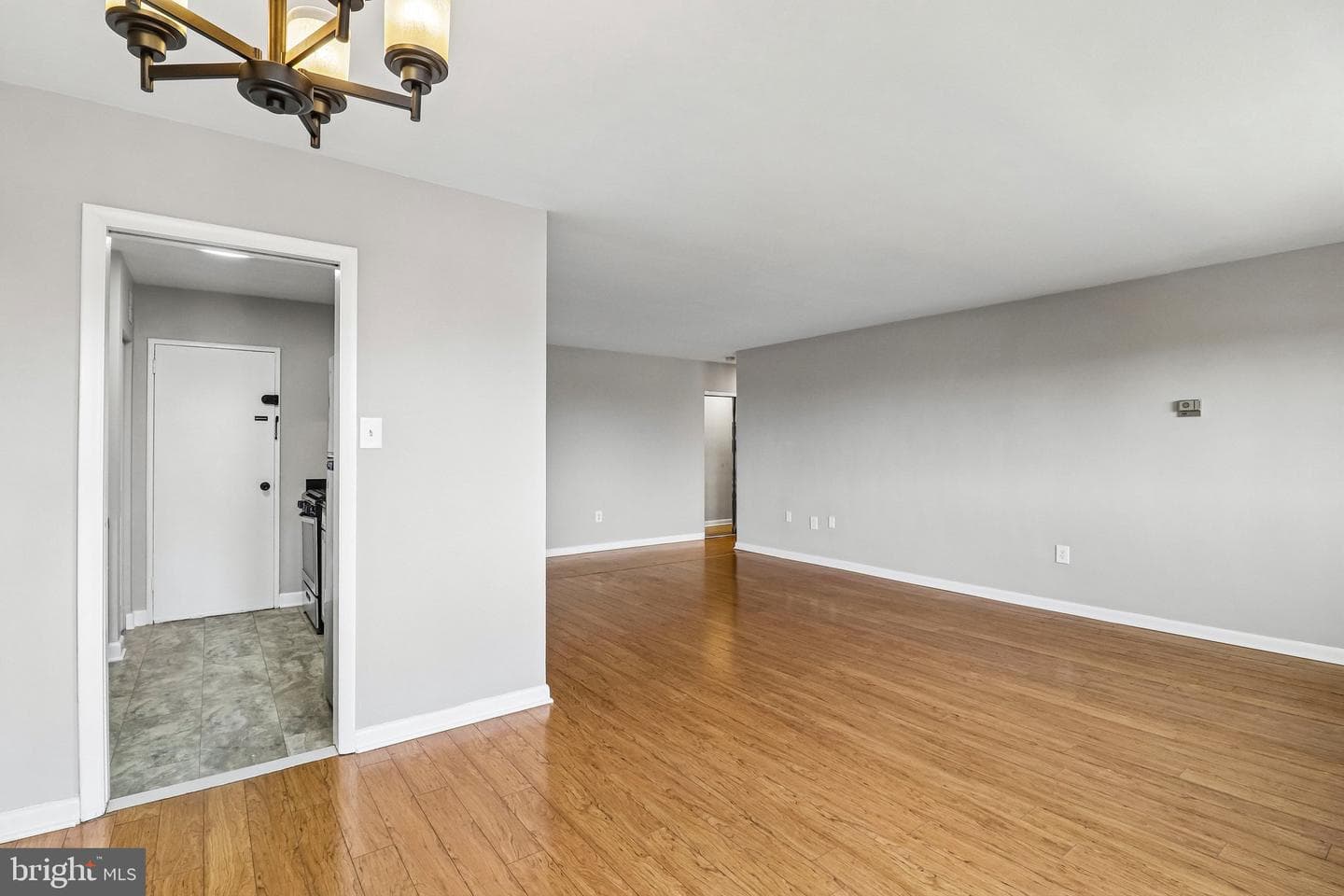 1830 Columbia Pike #306 photo 13