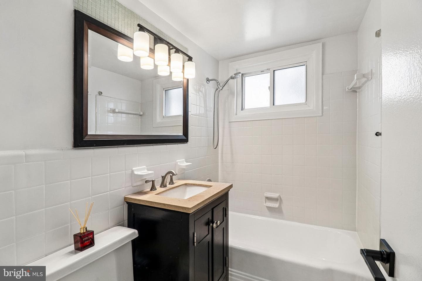 1830 Columbia Pike #306 photo 22