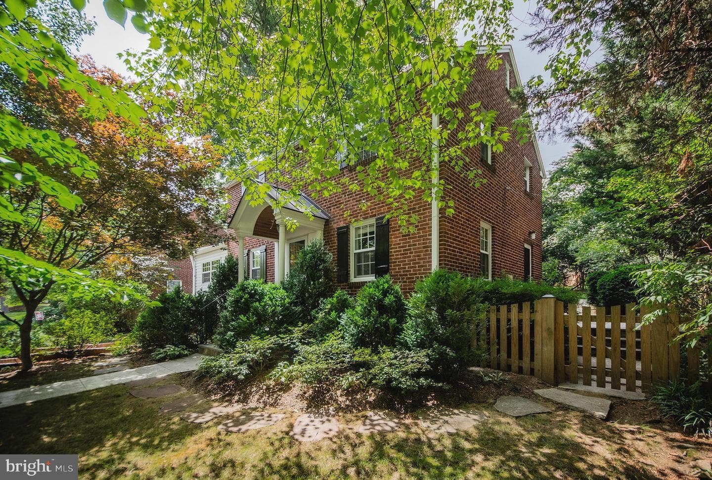 6148 12th Road N, Arlington