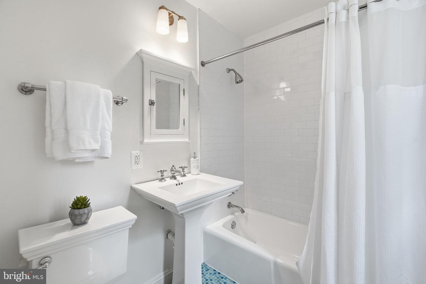 1251 S Oakcrest Road photo 33