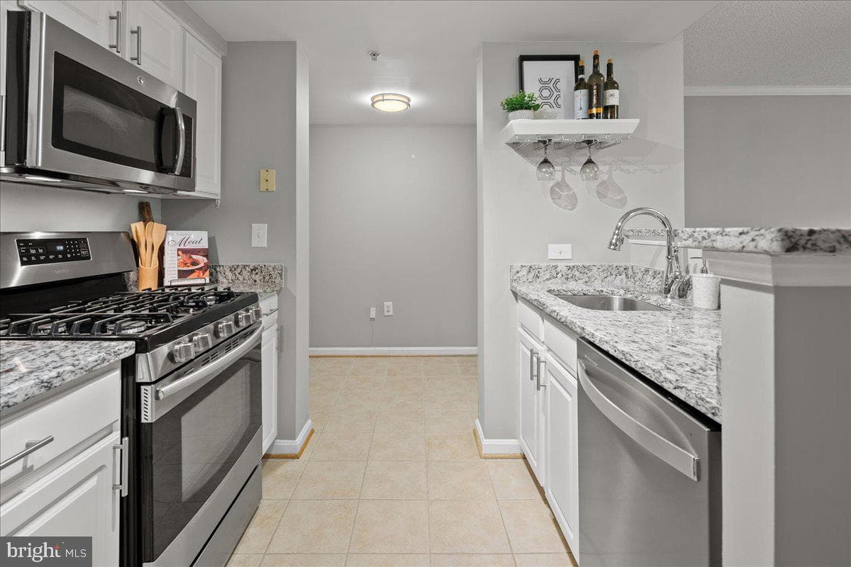 3835 9th Street N #302e photo 12