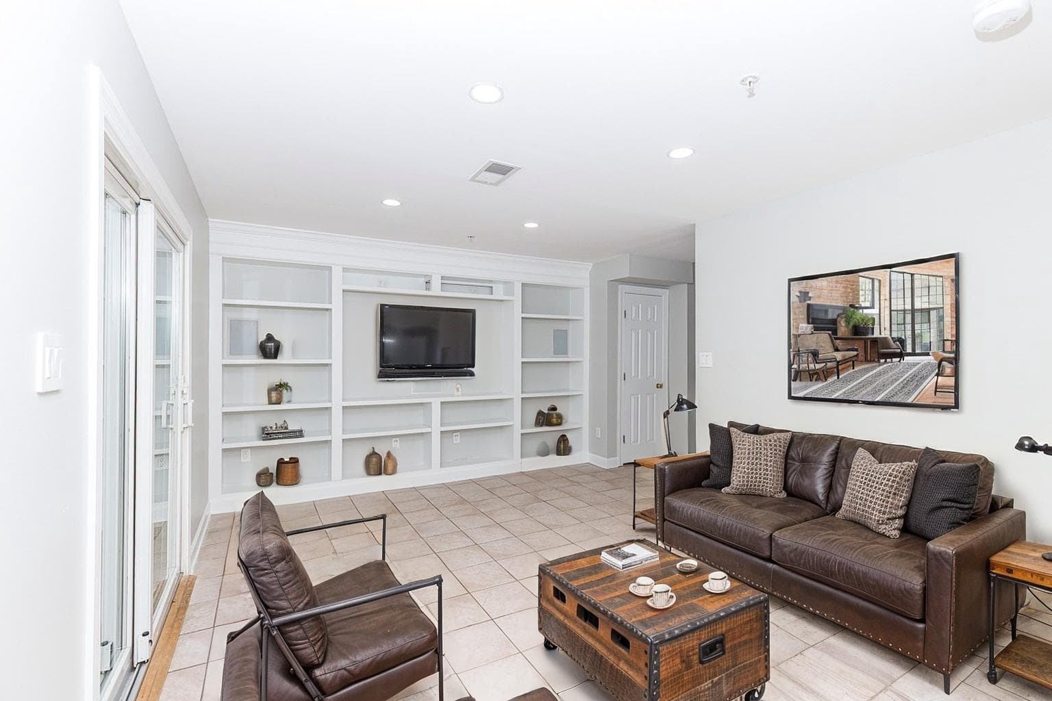 504 N Thomas Street #j photo 3