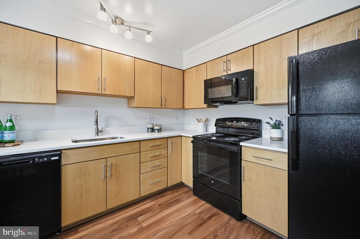 2343 9th Street S photo 17