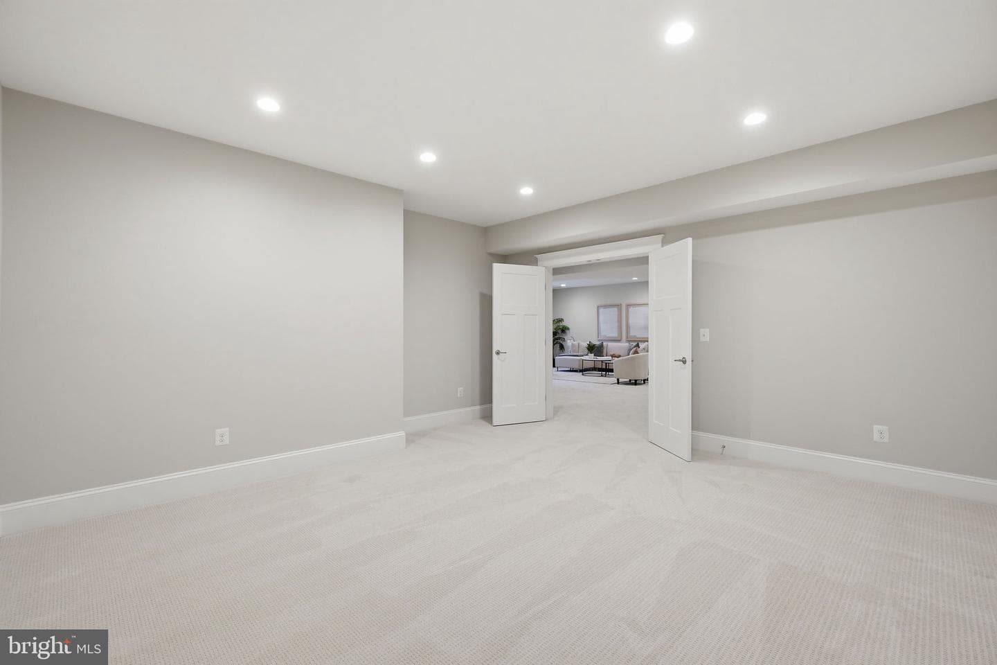 3555 N Dickerson Street photo 96