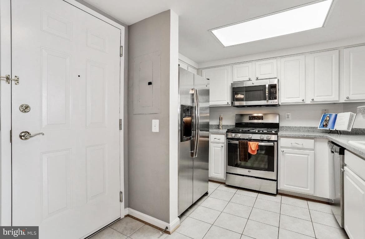 3835 N 9th Street N #704w photo 7