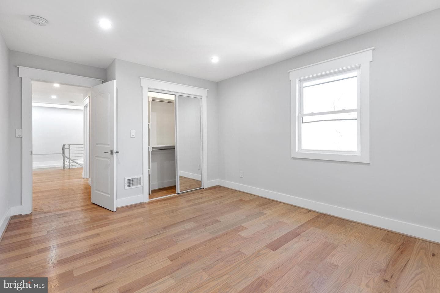 2100 S Pierce Street photo 32