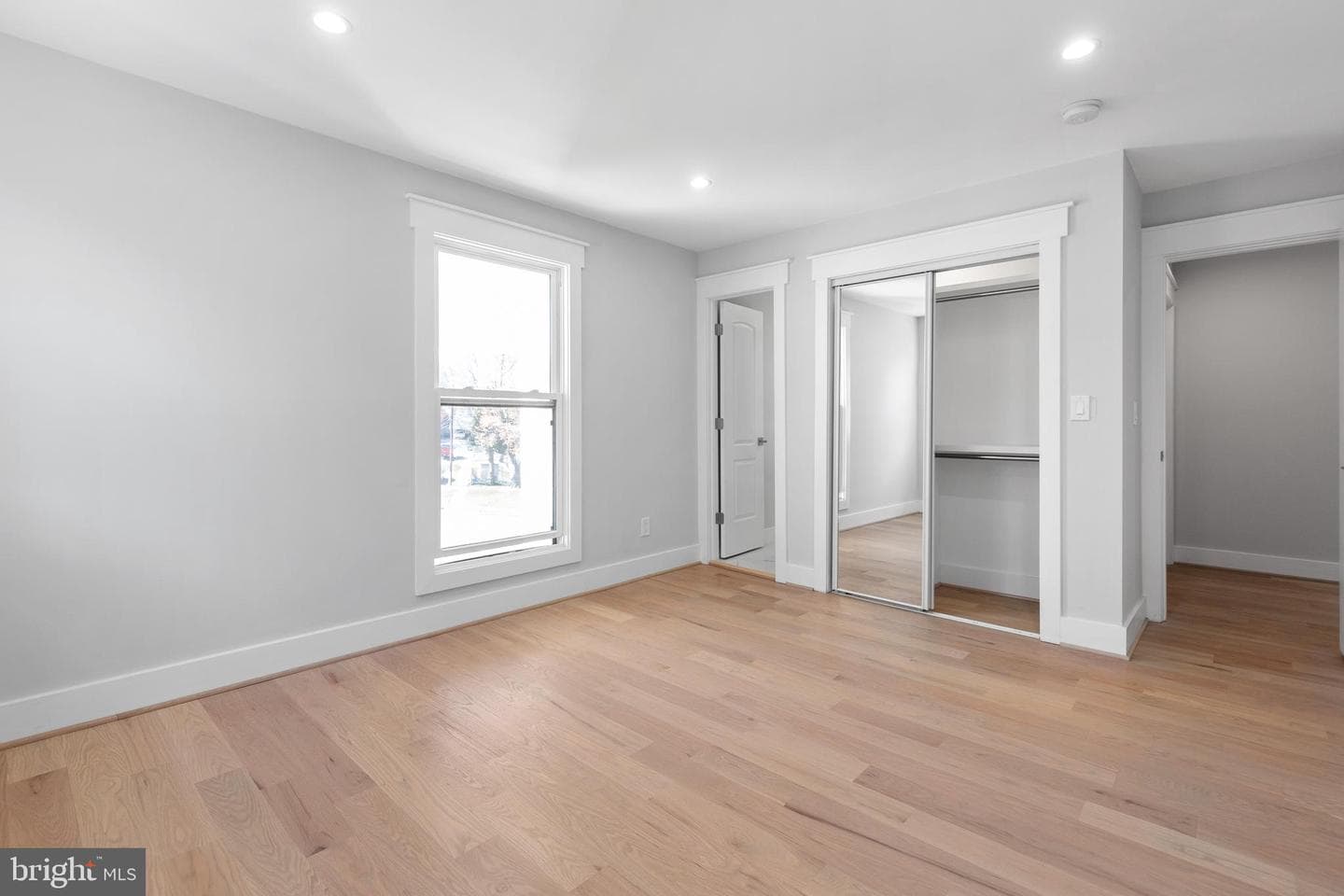 2100 S Pierce Street photo 34
