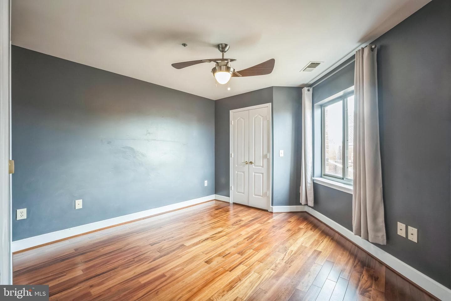 1050 N Stuart Street #411 photo 12