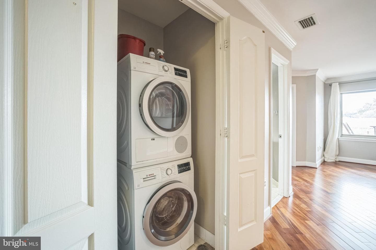 1050 N Stuart Street #411 photo 14