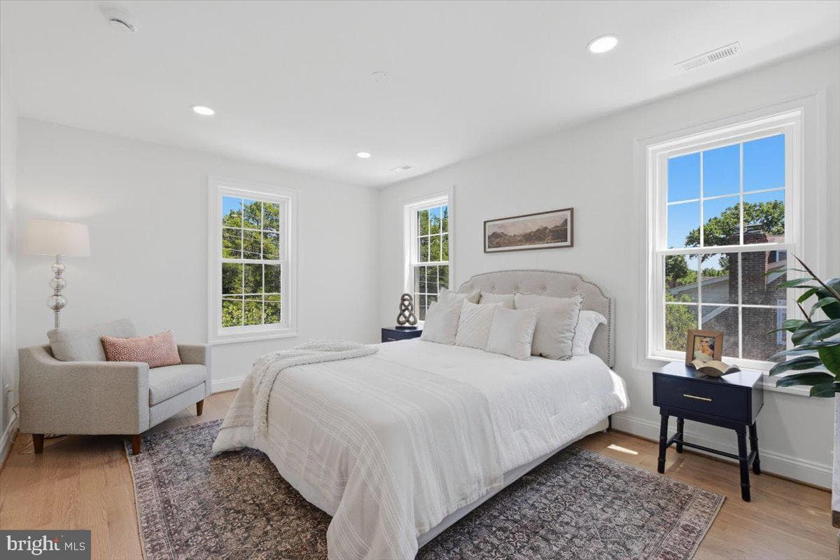 2602 Washington Boulevard photo 30