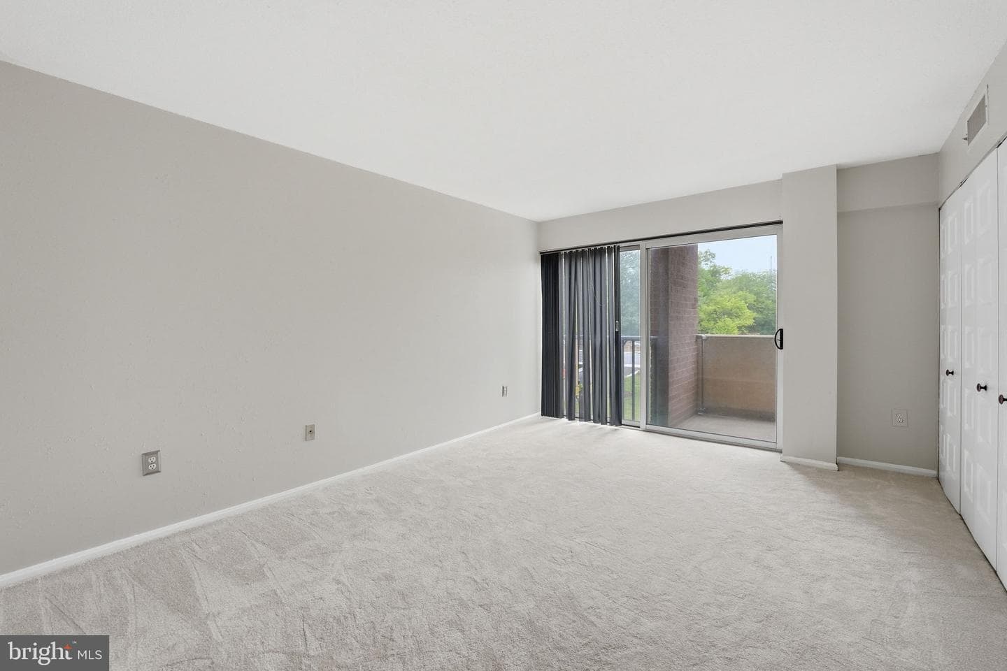 1300 Army Navy Drive #205 photo 16