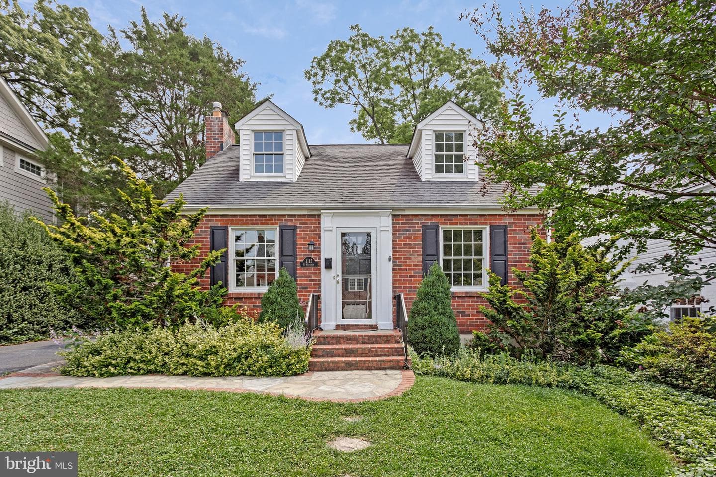 1115 N Harrison Street, Arlington