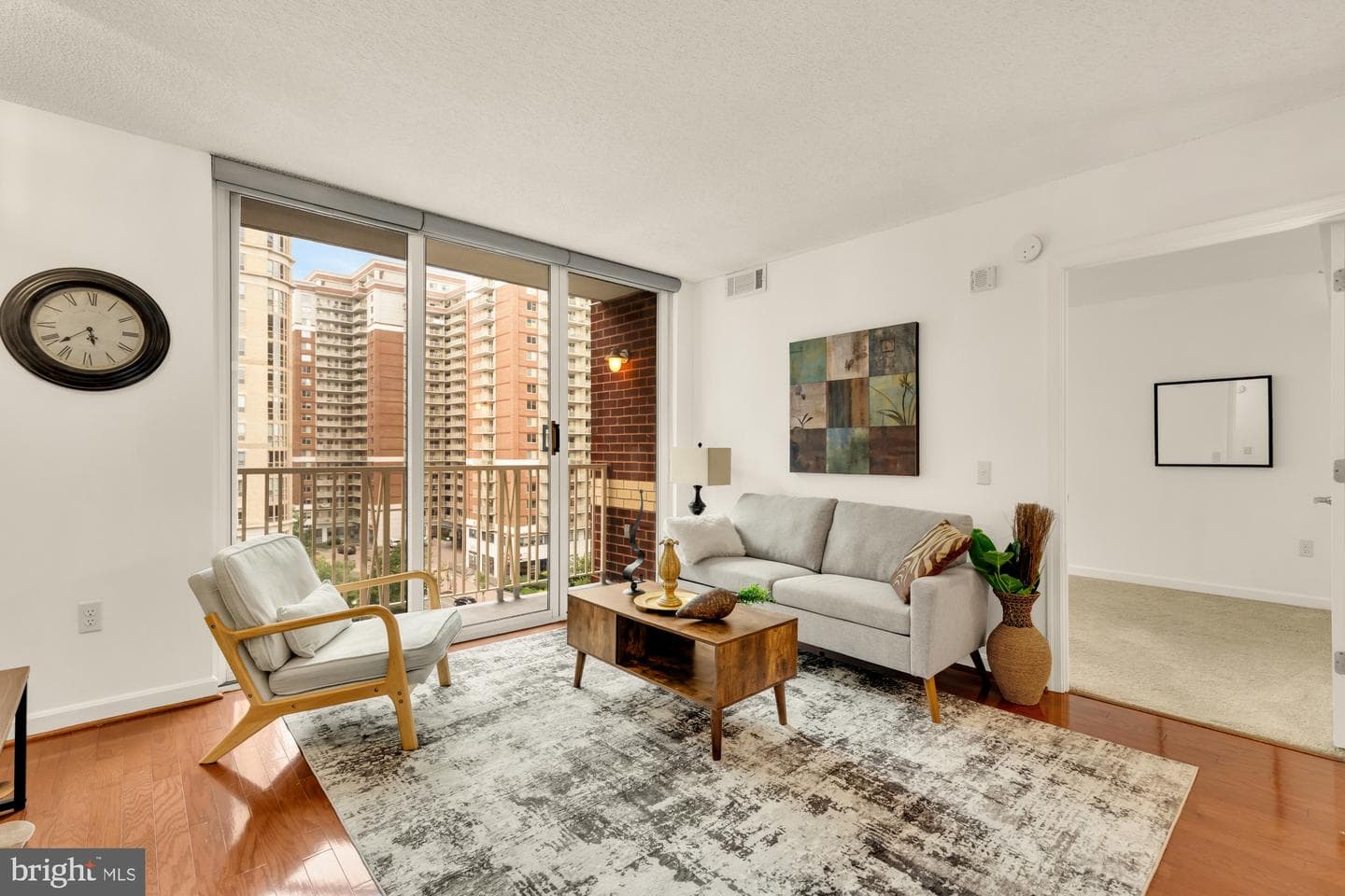 880 N Pollard Street #801 photo 13