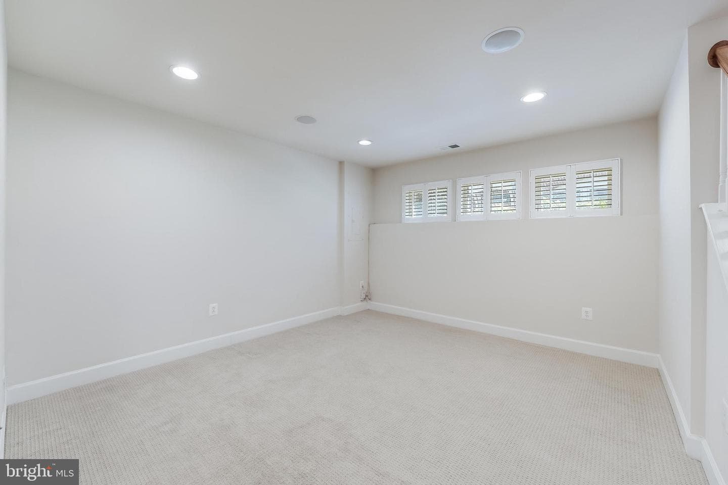 2619 S Kenmore Court photo 38
