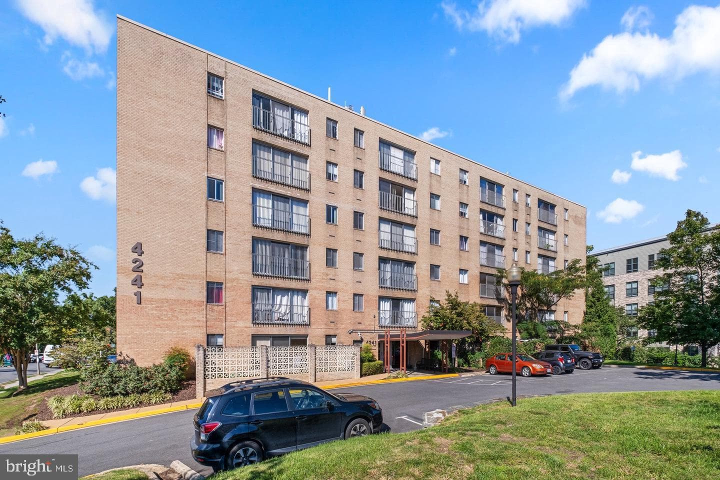 4241 Columbia Pike, Arlington