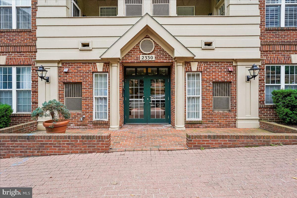 2330 14th Street N #407, Arlington