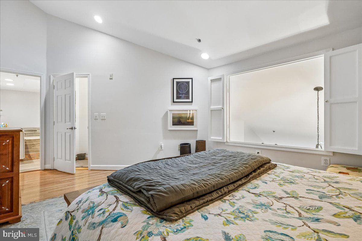 2330 14th Street N #407 photo 30