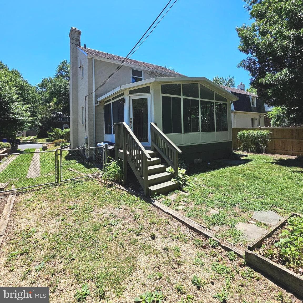 3225 6th St S photo 34
