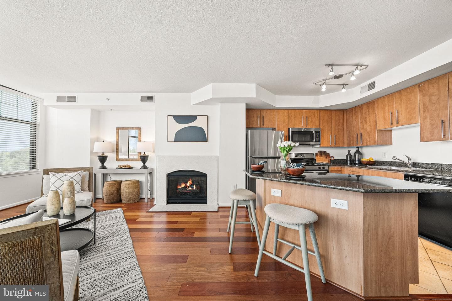 1021 N Garfield Street #637, Arlington