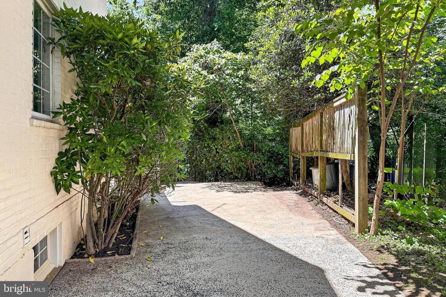 204 N Evergreen Street photo 46