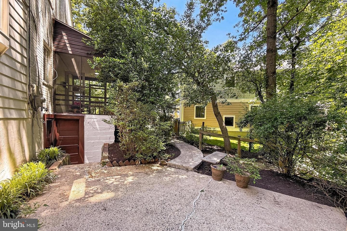 204 N Evergreen Street photo 51