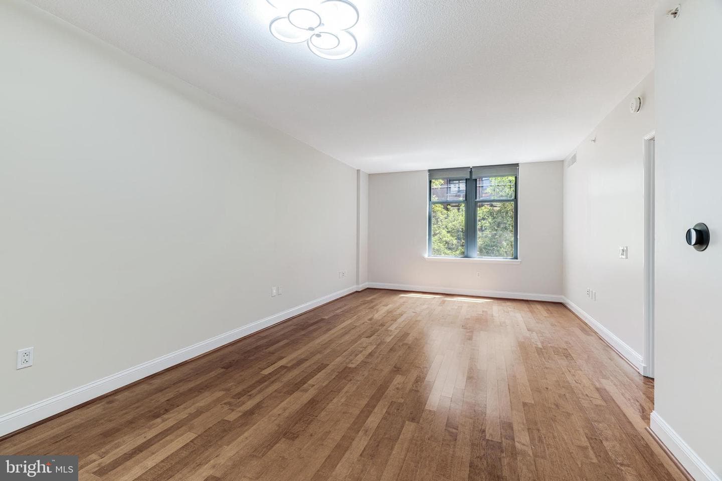 1021 N Garfield #327 photo 8