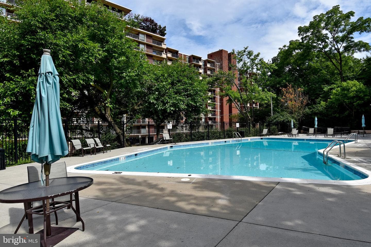 1200 S Arlington Ridge Road #704 photo 23
