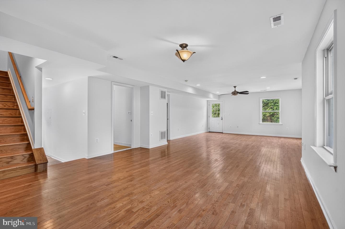 750 N George Mason Drive photo 17