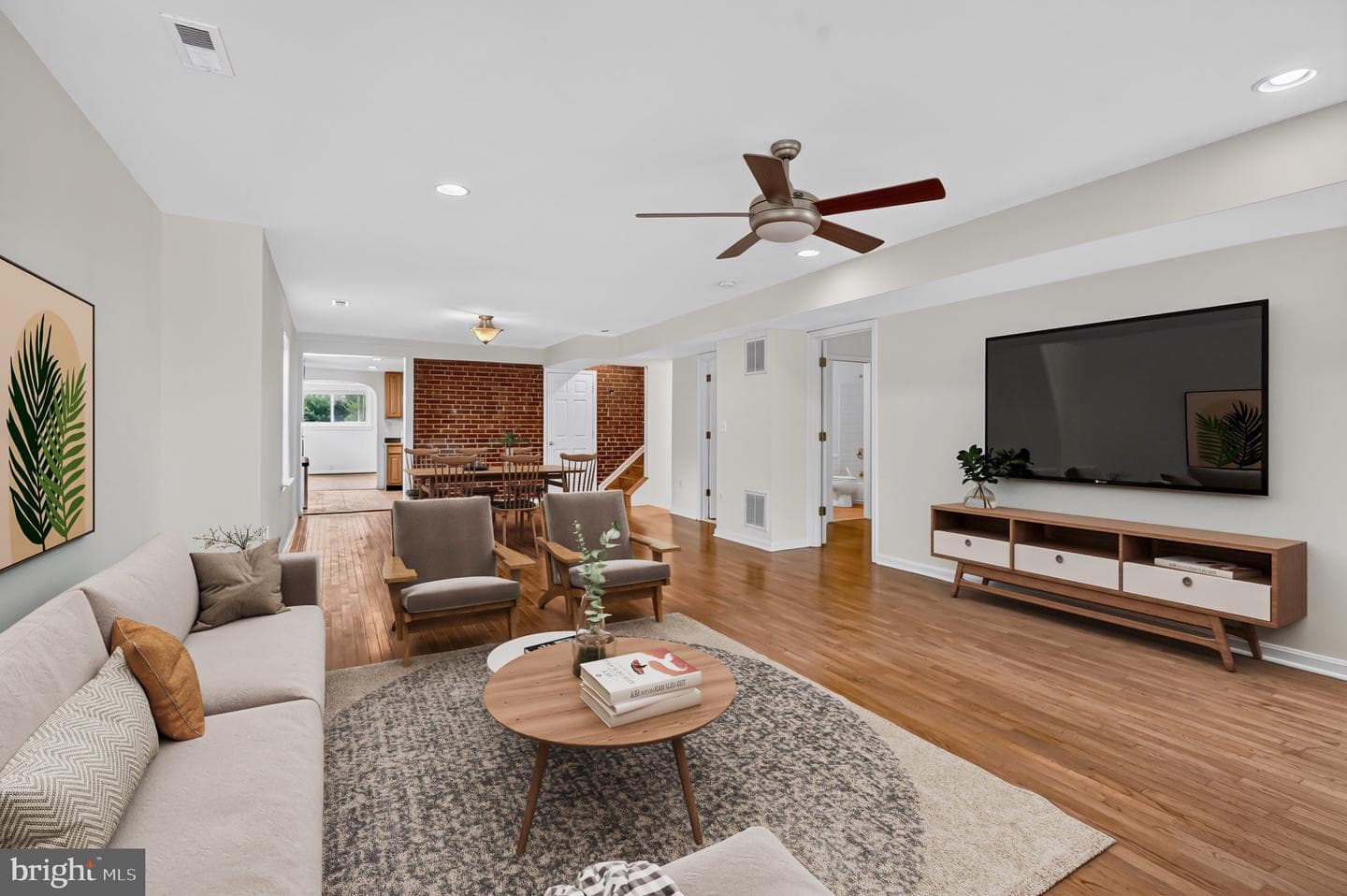 750 N George Mason Drive photo 18