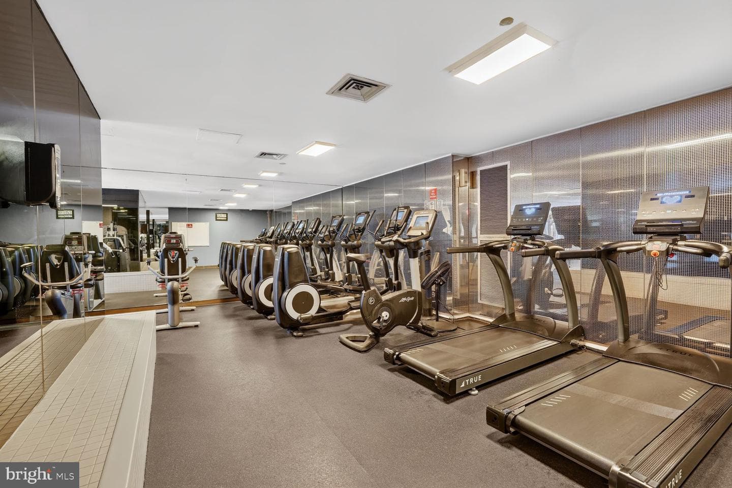 1530 Key Boulevard #119 photo 20