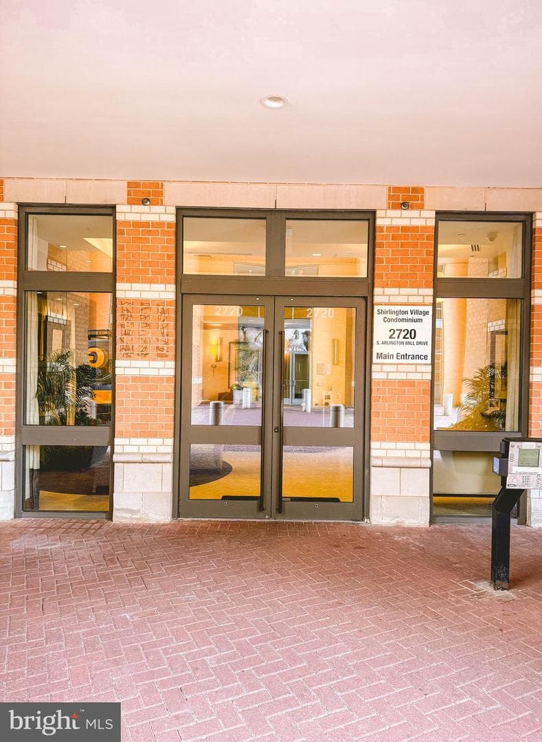 2720 S Arlington Mill Dr # 509, Arlington