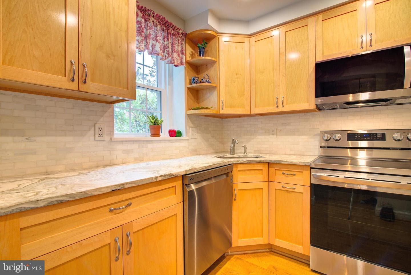 3043 S Columbus Street #b1 photo 4
