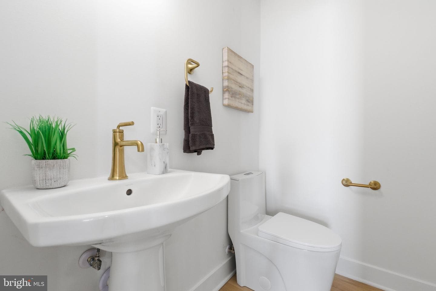 2709 12th Street S photo 24