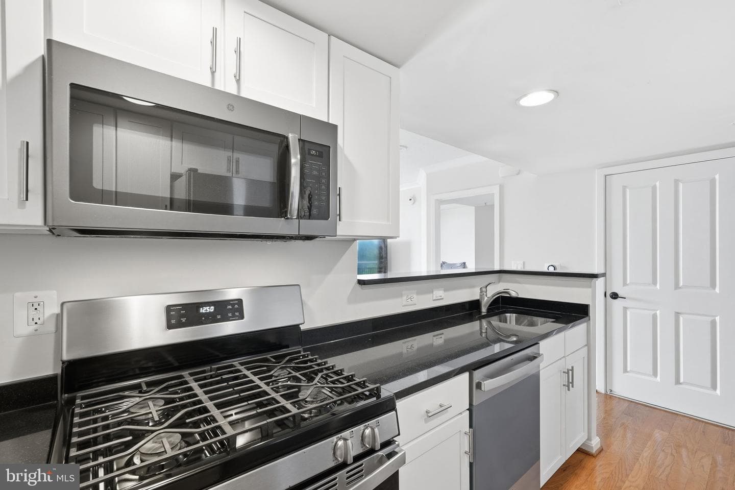 2220 Fairfax Drive #801 photo 6