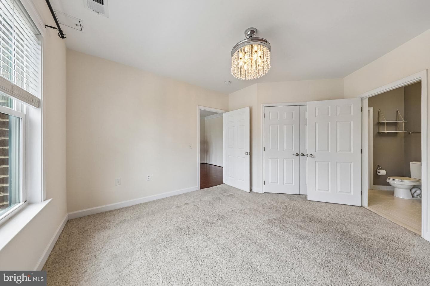 2101 N Monroe Street #215 photo 17