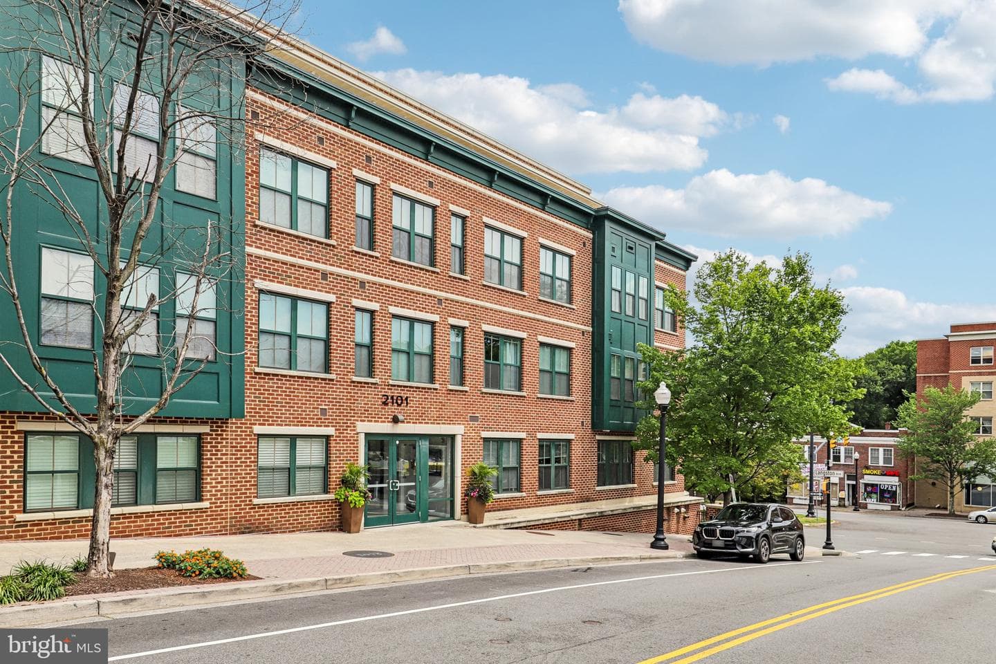 2101 N Monroe Street #215, Arlington