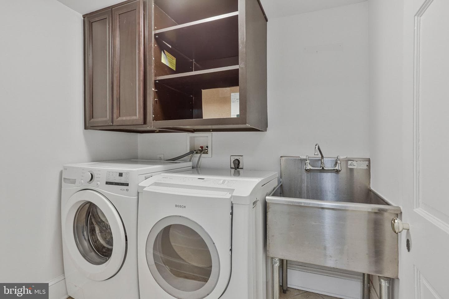 1200 N Illinois Street photo 55