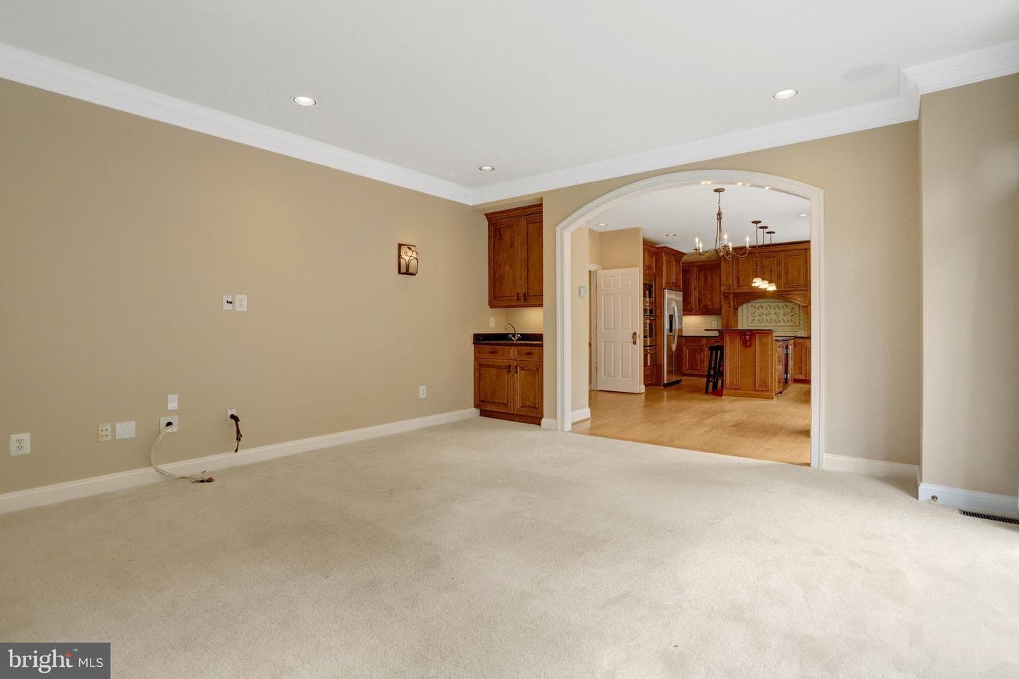 3212 N Rochester Street photo 29