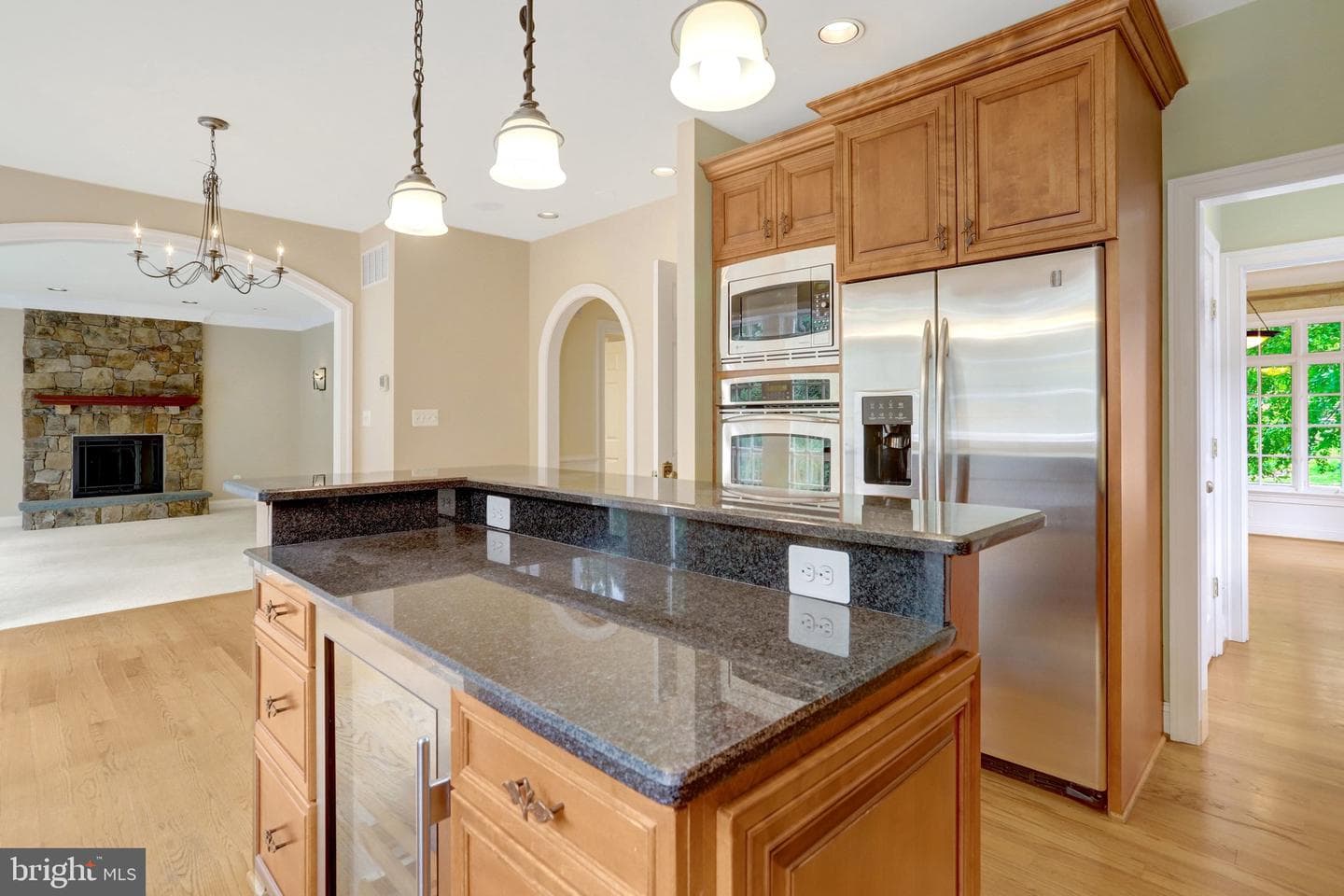 3212 N Rochester Street photo 7